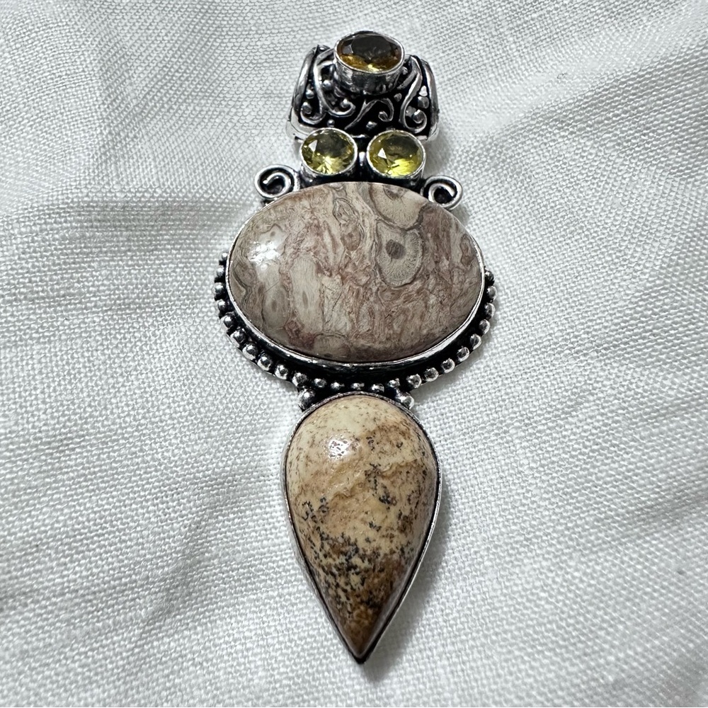 Handcrafted Artisan Jewelry Beige Picture Jasper Pendant with Citrine Accents - Picture 12 of 14